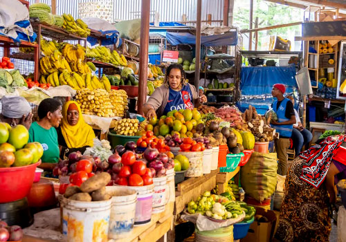 pizet-safaris-arusha-food-market